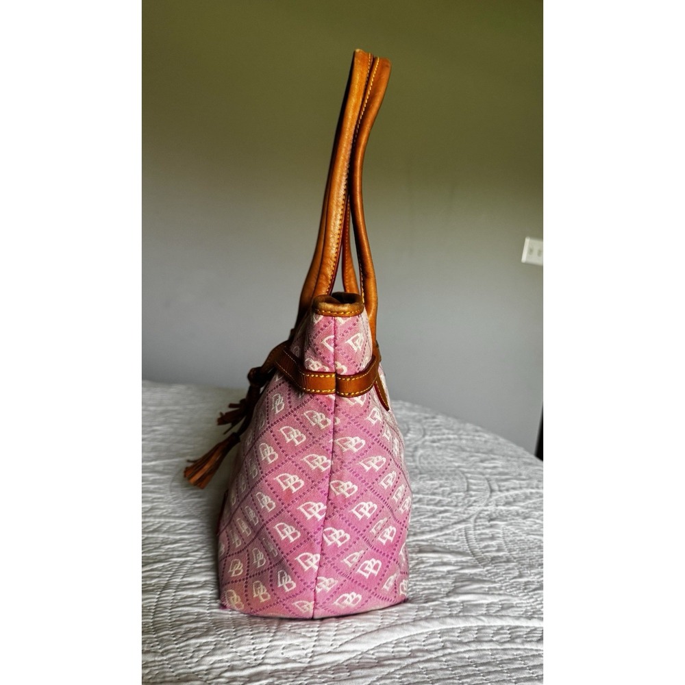 Dooney & Bourke Y2k Preppy Pink purse w/Tassel & matching wallet - Picture 14 of 16
